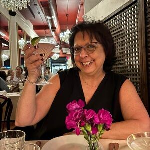 Meet your Posher, Michele